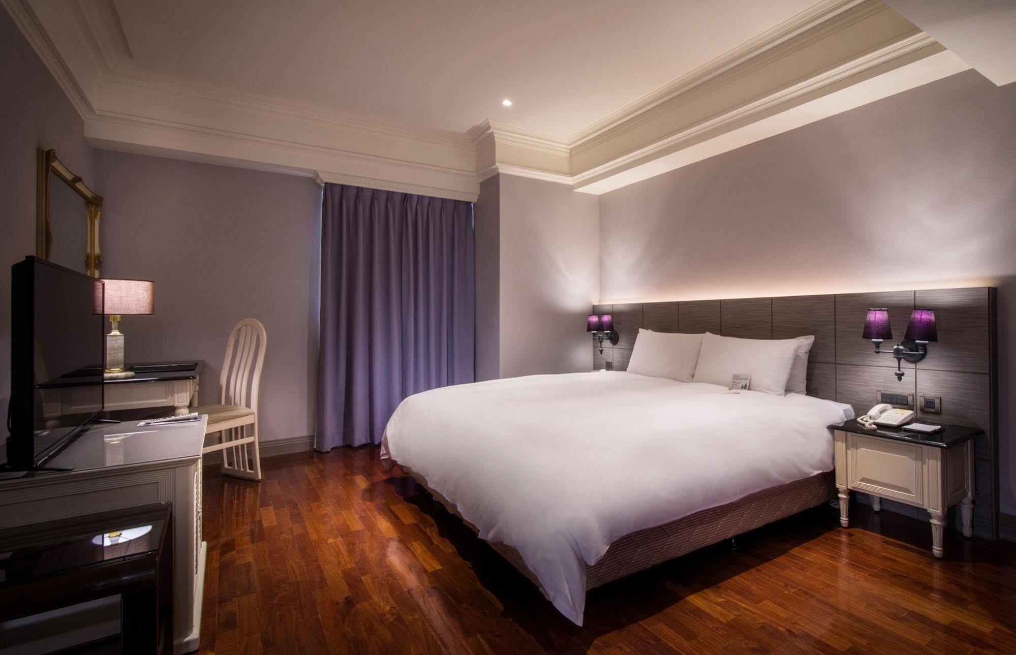 Lees Boutique Hotel Kaohsiung Exterior photo